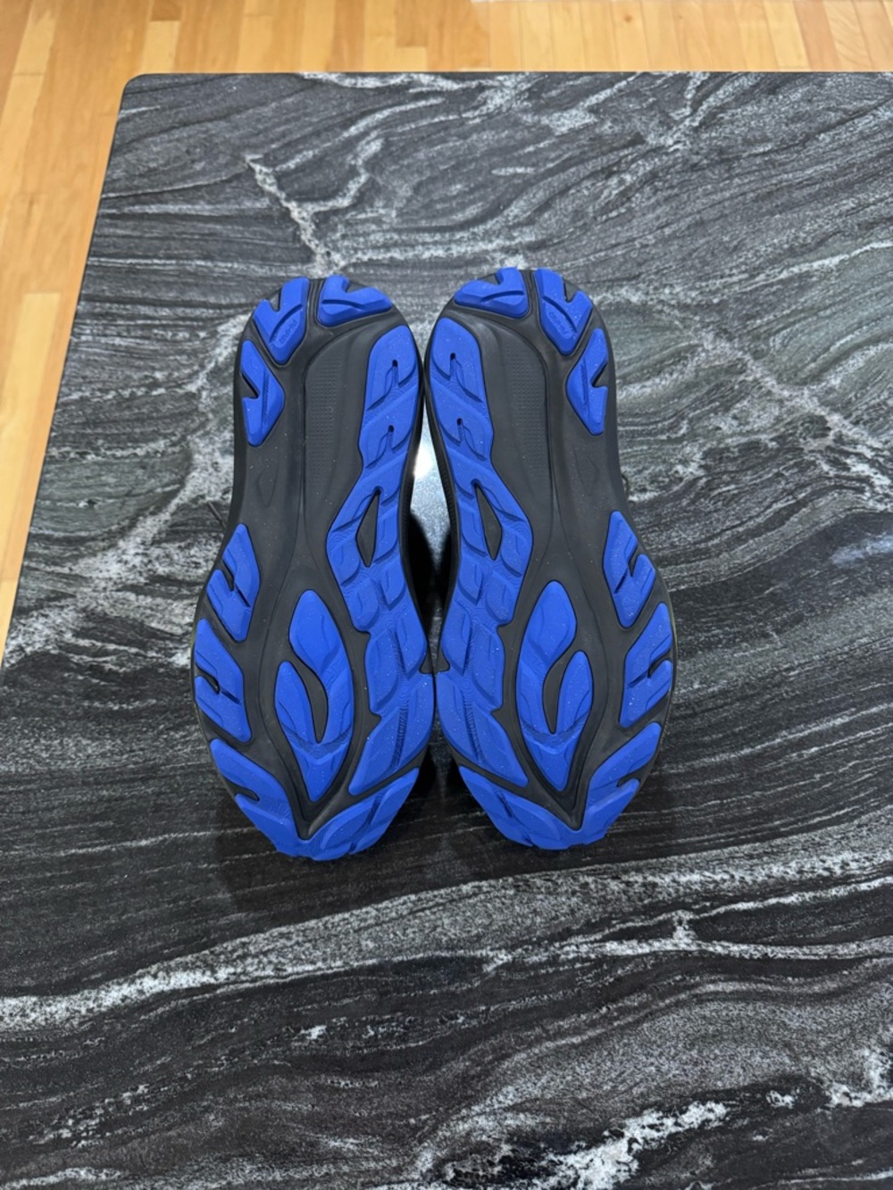 Asics GT-2000 GTX - Picture 7 of 9